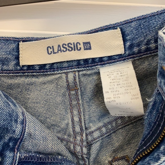 Gap Denim Jeans - Picture 2 of 2